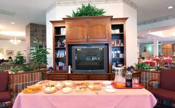 Maplewood of Mt. Pleasant: Lobby