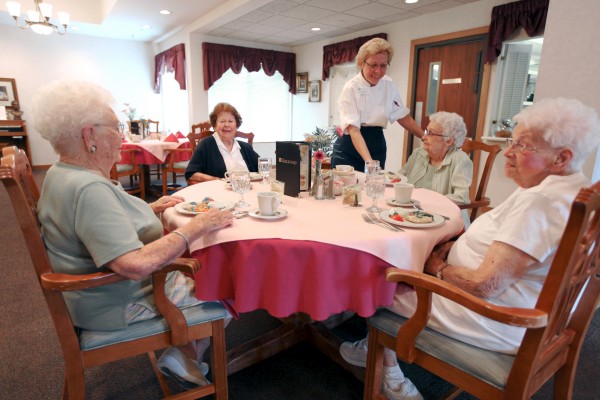 Maplewood of Mt. Pleasant: Dining