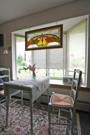 Maplewood of Mt. Pleasant: Private Guest Room