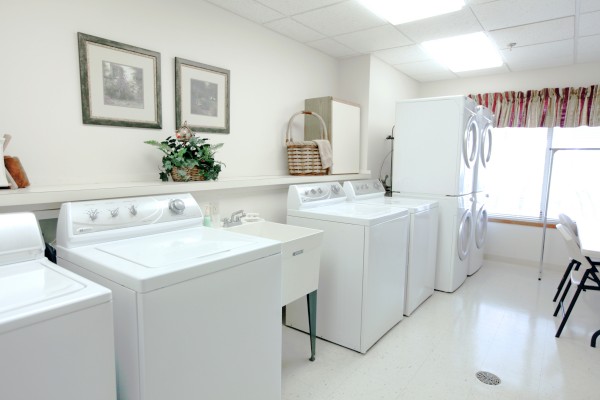 Maplewood of Mt. Pleasant: Laundry